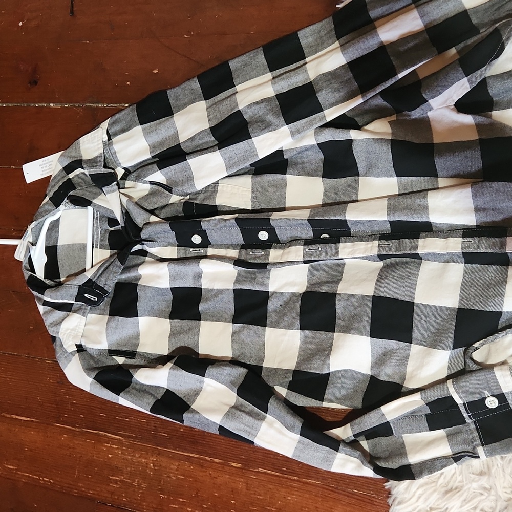 Xs Old Navy Black And White Flannel